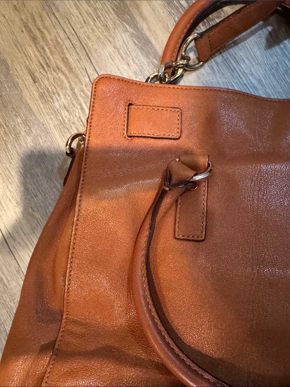 Michael Kors Tan Leather Satchel with Gold Hardware h-11 1/4 w-5 1/2, L-14 1/4 - Picture 9 of 10